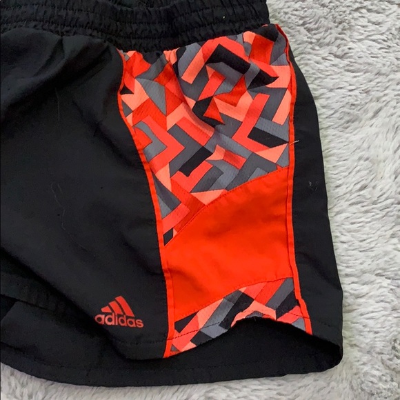 Athletic shorts - Picture 3 of 4